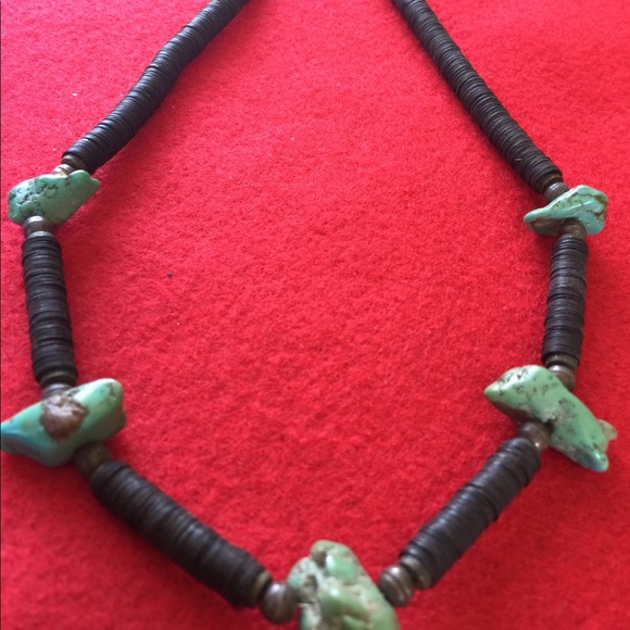 Jade necklace - Picture 2 of 3